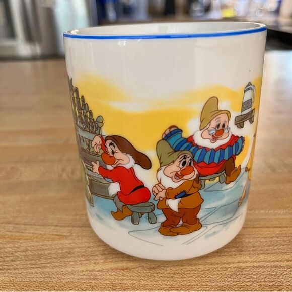 Coffee Mug Disney Snow White and Seven Dwarves Vintage Japan - Picture 10 of 11